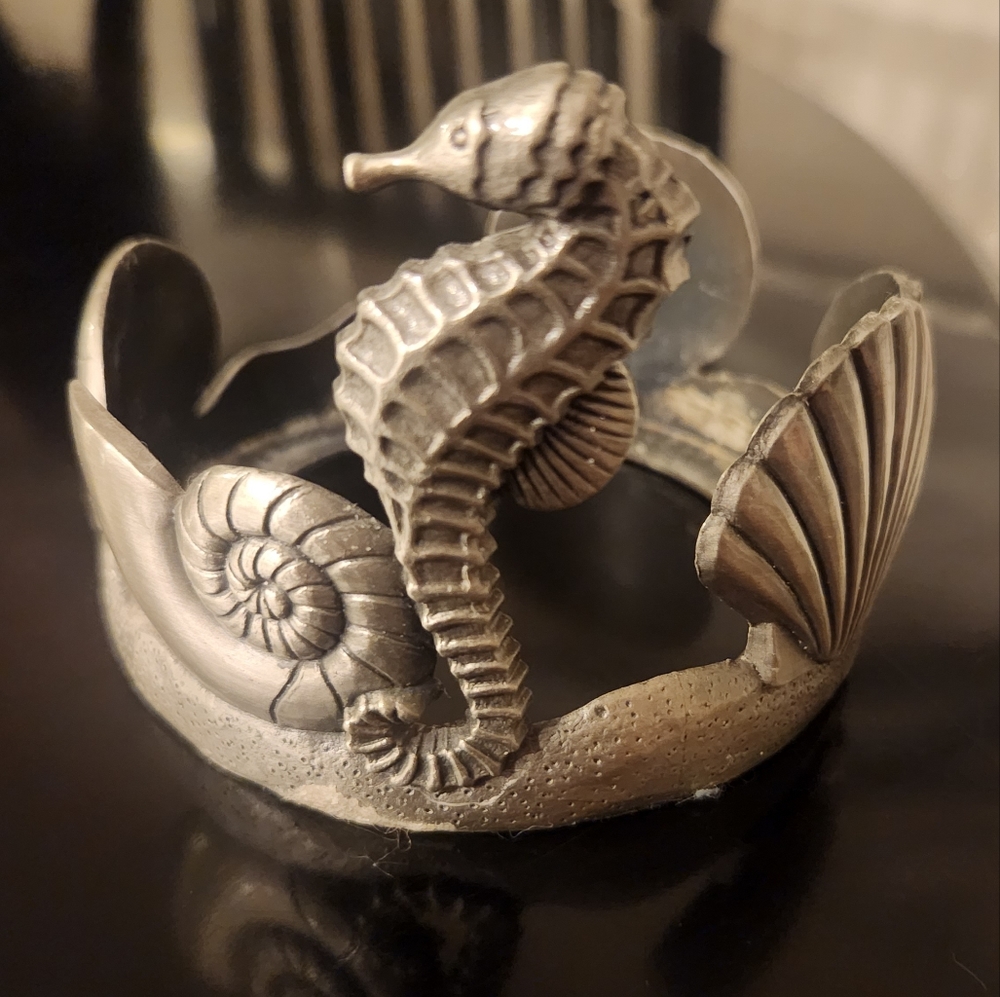 Beach-themed candle & accessories 🐚 - Picture 6 of 14